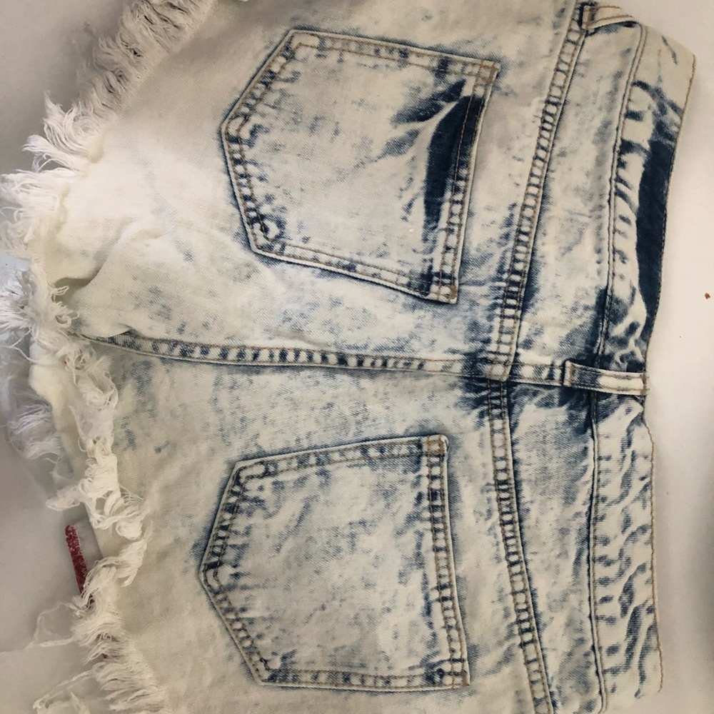 Mossimo High Rise Shorts - Picture 2 of 2